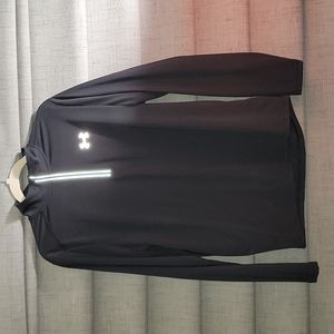 Under armor quarter zip. Large fitted. Heat gear